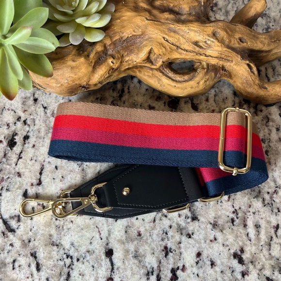 Striped Multicolor Crossbody Strap - Picture 7 of 8